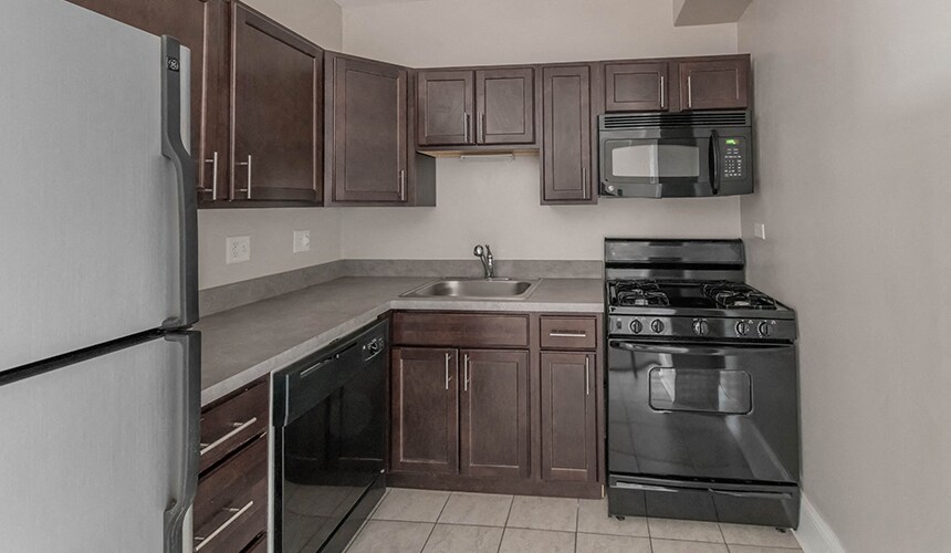 Reside on Clarendon Apartments Chicago, IL