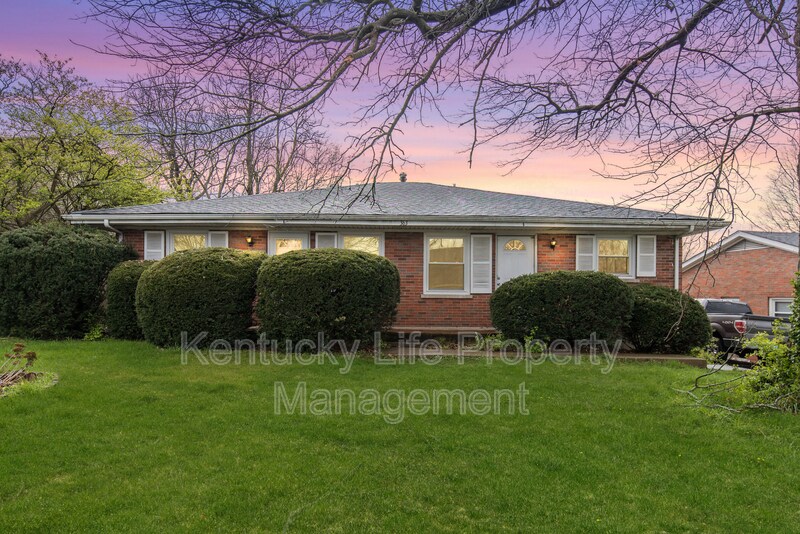 363 Radcliffe Rd, Lexington, KY 40505 House Rental in Lexington, KY