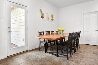 Building Photo - 55 E Montfair Blvd