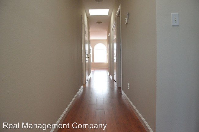 Foto del edificio - 721 32nd Ave