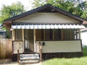 Building Photo - 1599 W 21st St