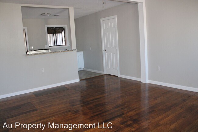 Building Photo - 3 br, 1 bath House - 4201 ANDREWS AVE
