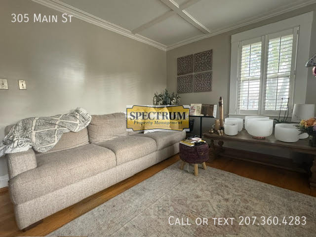 Foto del edificio - 305 Upper Main St