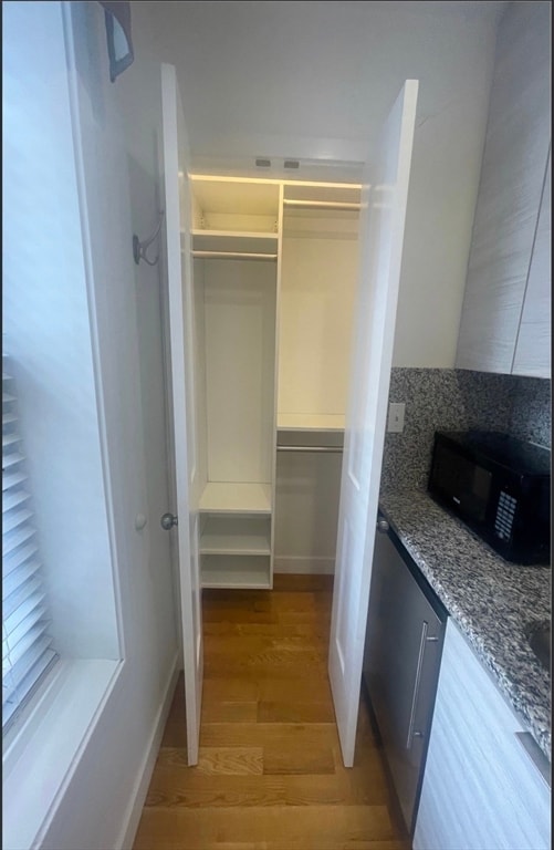 Building Photo - 21 5th St