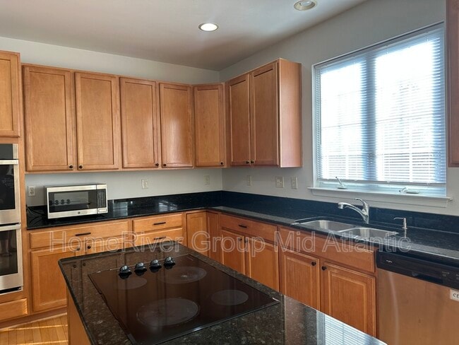 Building Photo - 15815 Meherrin Way