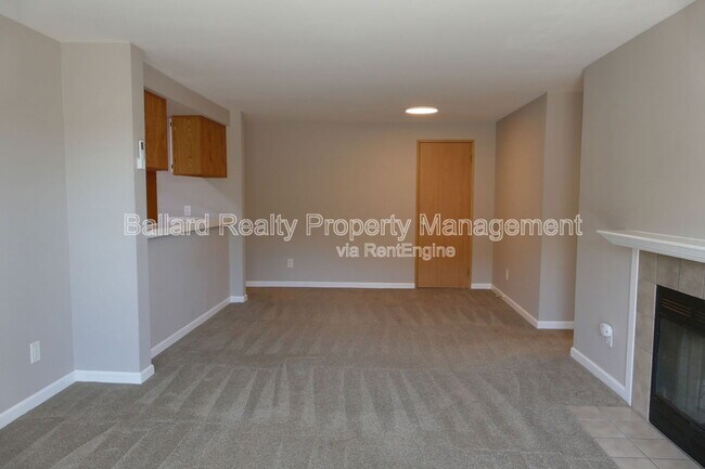 Foto del edificio - 7000 Cleopatra Pl NW