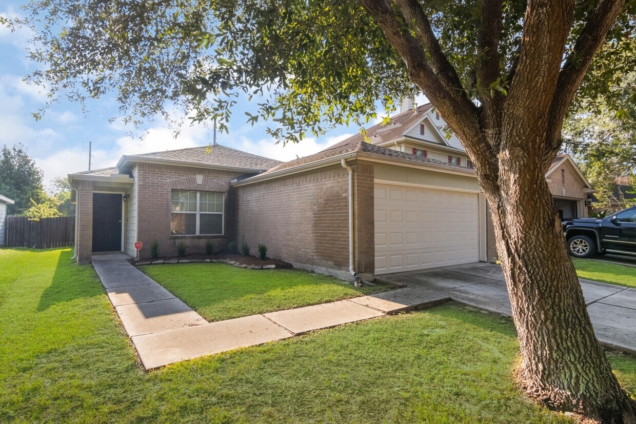 Foto principal - 13935 Prosperity Ridge Dr