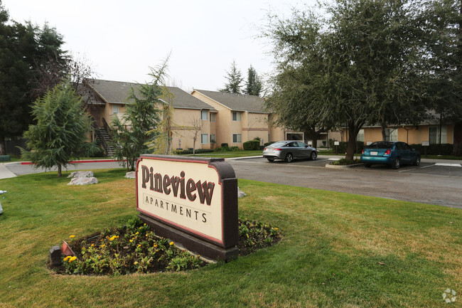 Firma - Pineview Apartments