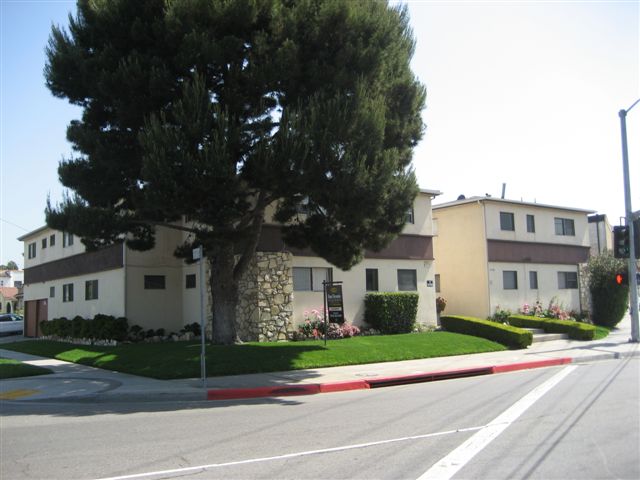 4729 San Vicente Blvd - 4729 W San Vicente Blvd