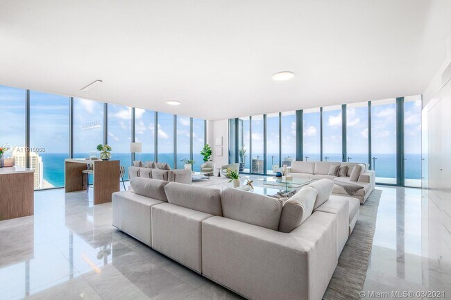 Building Photo - 17141 Collins Ave