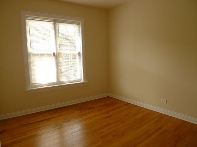 Foto del edificio - 1262 W Leland Ave