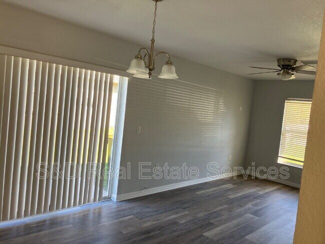 Foto del edificio - 5527 Gaur Ln