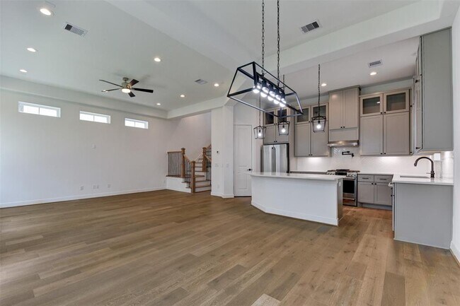Building Photo - 3507 Bridgewater Oaks Ln
