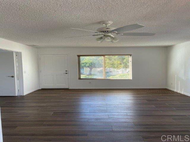 Foto del edificio - 1662 Forestdale Dr