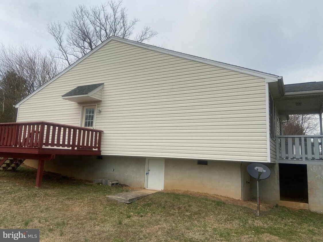 247 Burns St, Ranson, WV 25438 House Rental in Ranson, WV