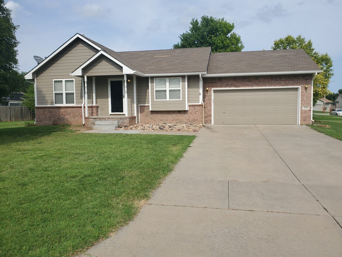 270 S Marlen Dr, Haysville, KS 67060 House Rental in Haysville, KS