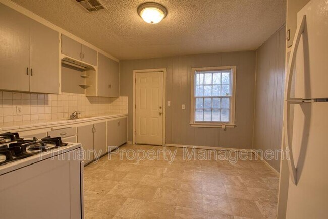 Foto del edificio - 2212 NW 31st St