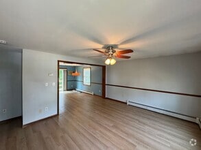 Building Photo - 20 Northwood Cir