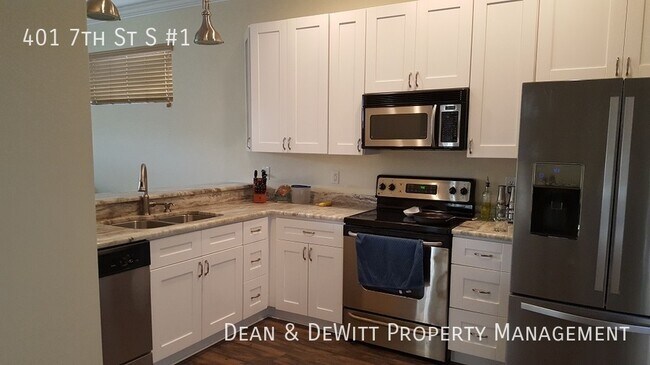Foto del edificio - 401 7th St S