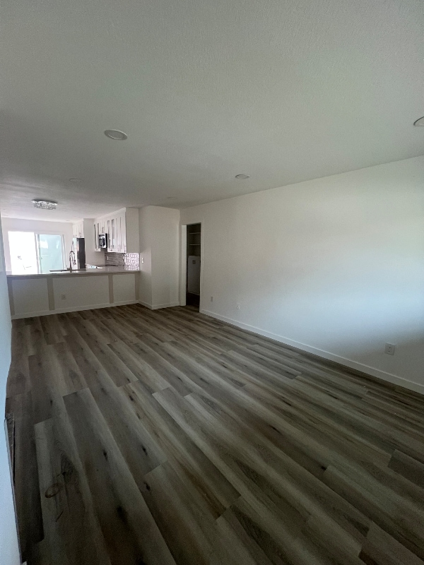 Photo - 1800 E Heim Ave (Orange, CA) Apartment