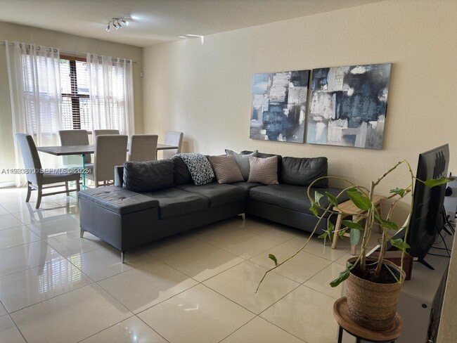 Foto del edificio - 8437 Blue Cove Way