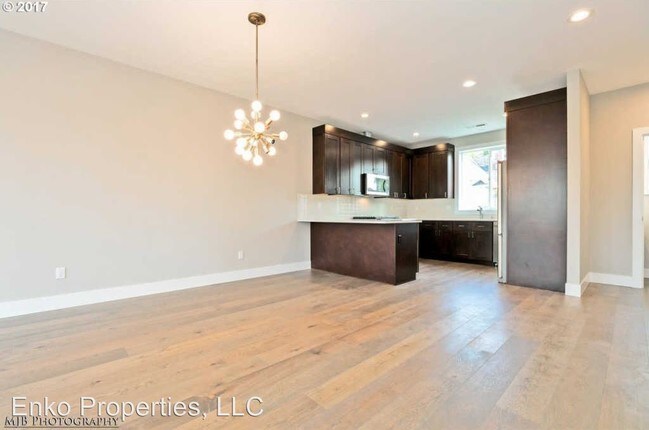 Foto del edificio - 2836 NE Killingsworth St