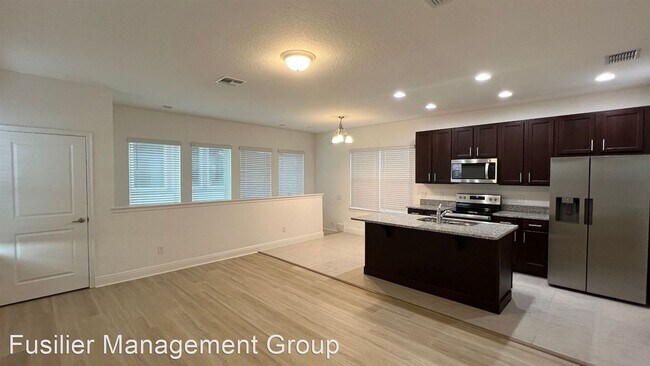 Building Photo - 1 br, 1 bath House - 14667 Englert Alley