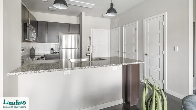 Foto del edificio - 7330 Bluff Springs Rd