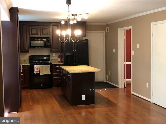 Foto del edificio - 15802 Marlington Dr