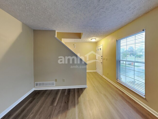 Foto del edificio - 7366 Murrayfield Dr