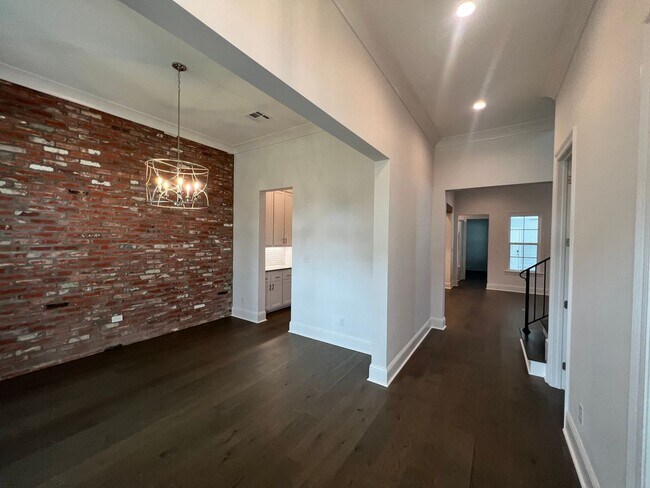 Building Photo - Mattera Subdivision