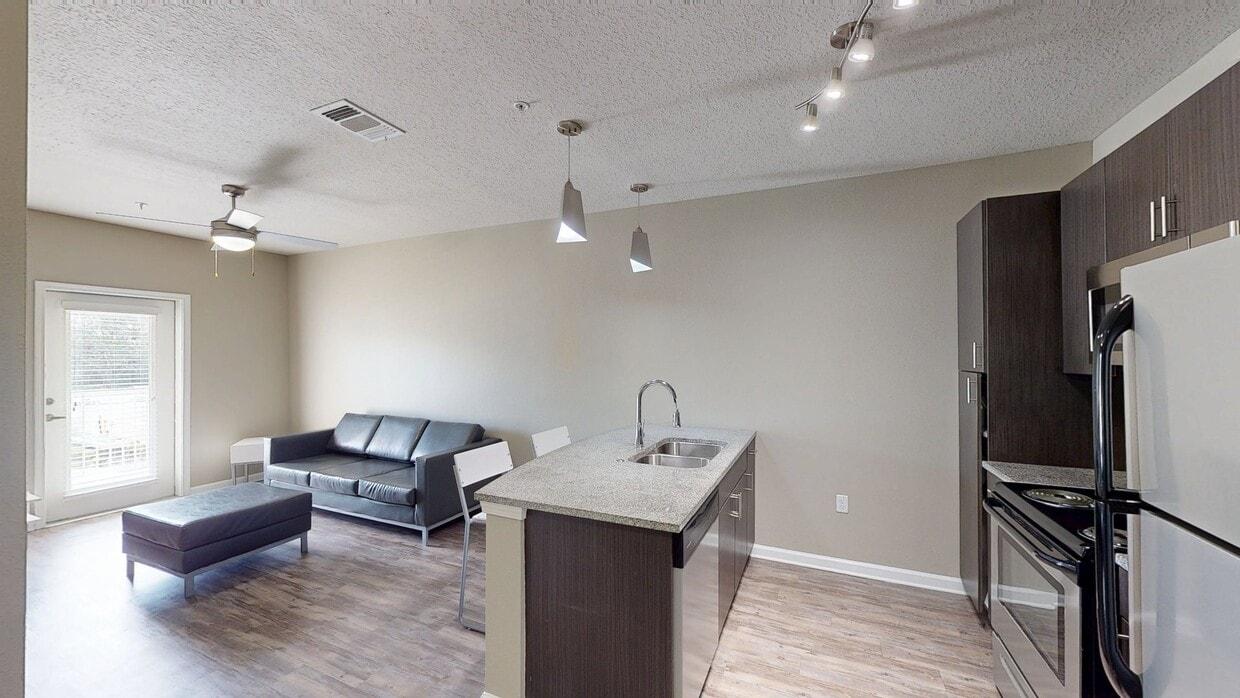 Photo - IQ Luxury Apartments