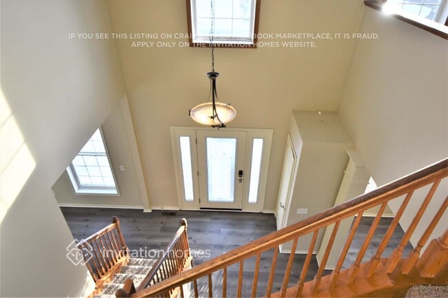 Building Photo - 7416 Aspen Cove S