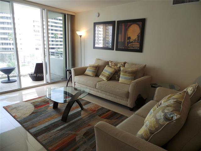 Foto del edificio - 5600 Collins Ave