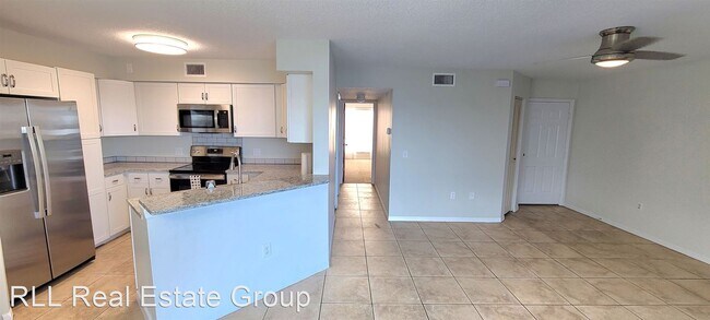 Foto del edificio - 2 br, 2 bath House - 7020 N Hwy 1 Unit 102