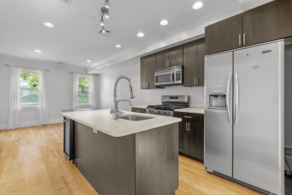 Foto principal - 178 Chestnut Ave