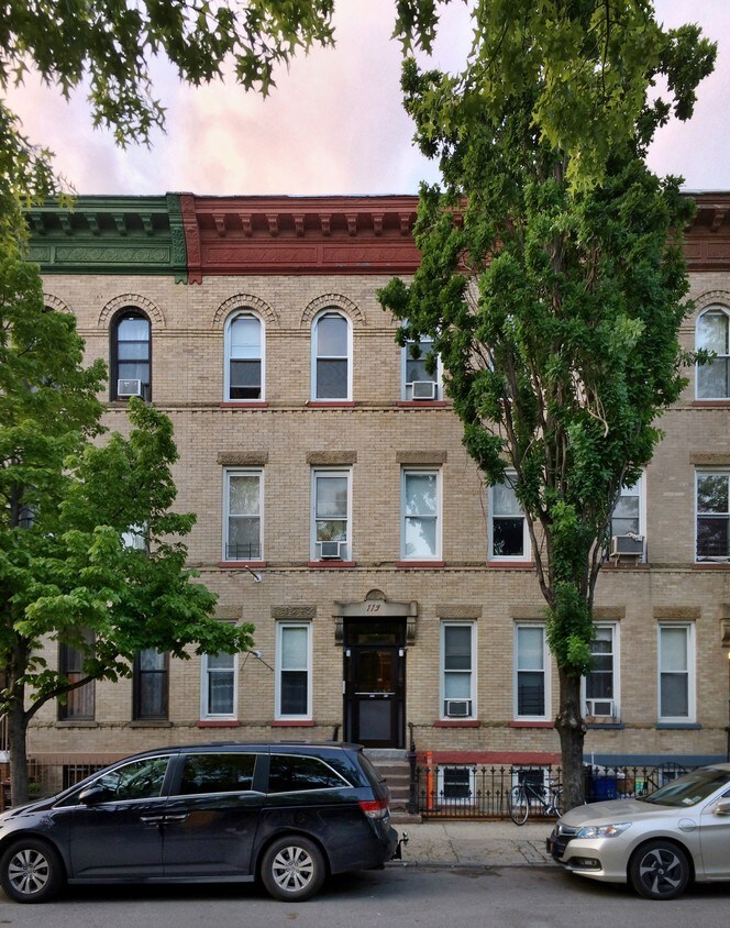 Foto del edificio - 119 Freeman St