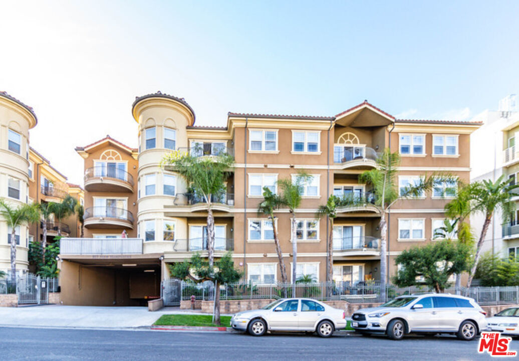 Foto principal - 917 S New Hampshire Ave