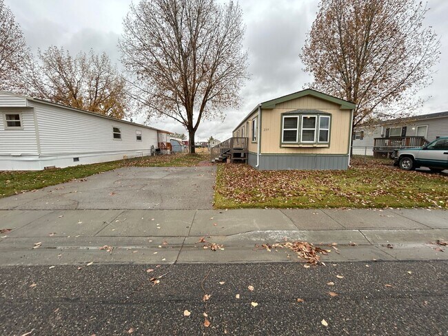 Foto del edificio - 2 Bedroom 1 Bath House with Washer and Dry...