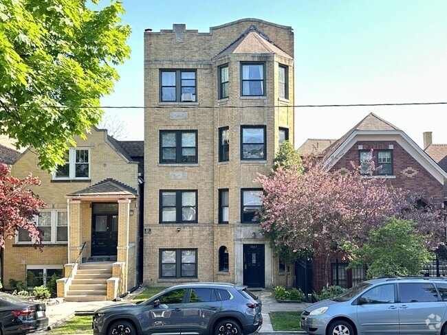 Building Photo - 2023 W Thomas St