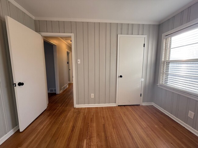 Foto del edificio - Welcome to this charming 3-bedroom, 1-bathroom home located in the vibrant city of Memphis, TN