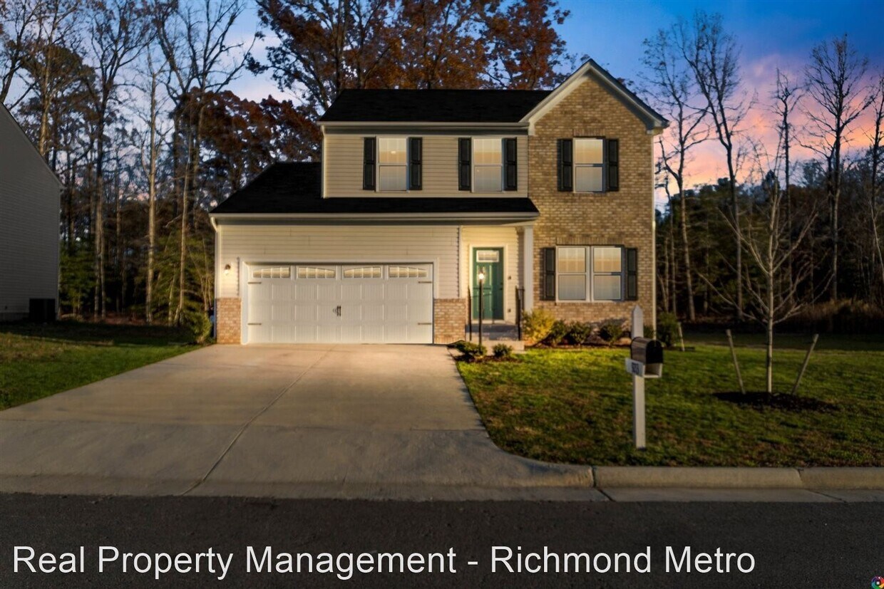 3 br, 2.5 bath House 9213 Carswell Street House Rental in Bellwood