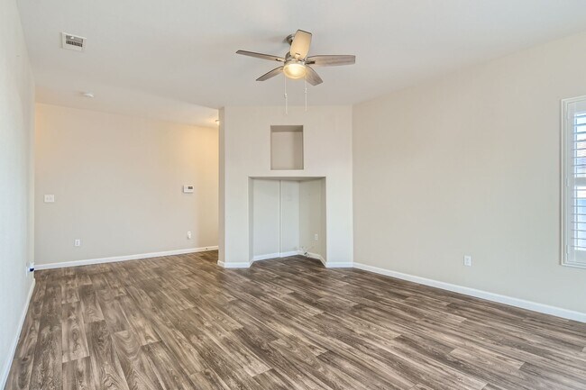 Building Photo - North Las Vegas 3 bed 2 bath single story home.