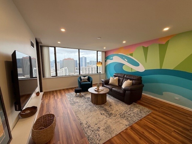 Photo - 411 Hobron Ln (Honolulu, HI)