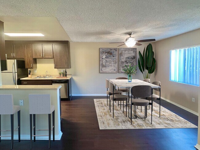 Foto del edificio - Shadow Ridge Apartments