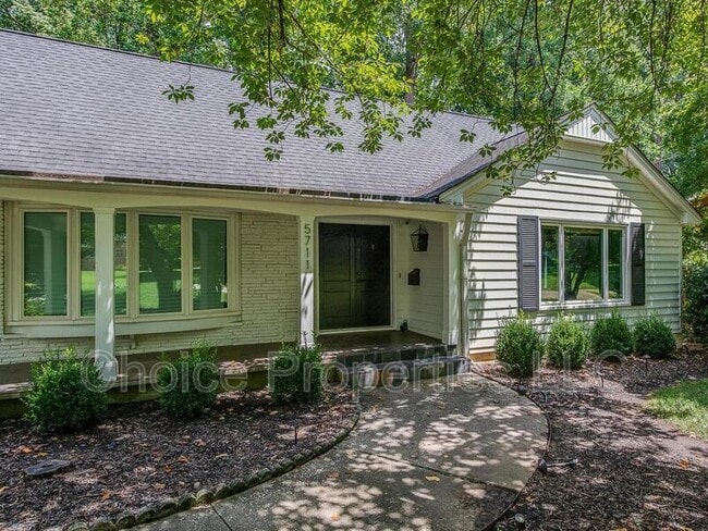 Building Photo - 5711 Wintercrest Ln