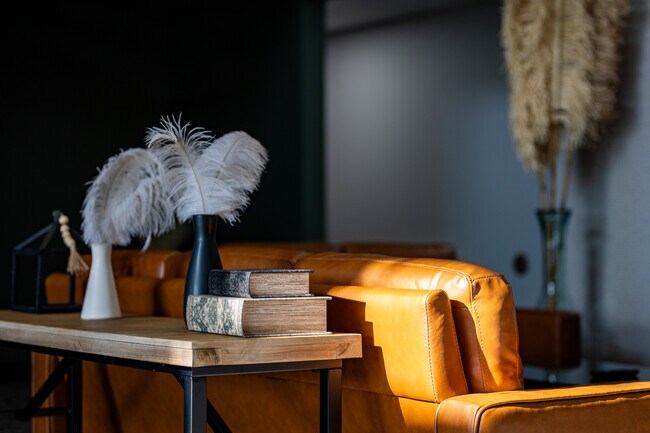 Foto del edificio - Galloway Flats |  Luxury Living with all the amenities!