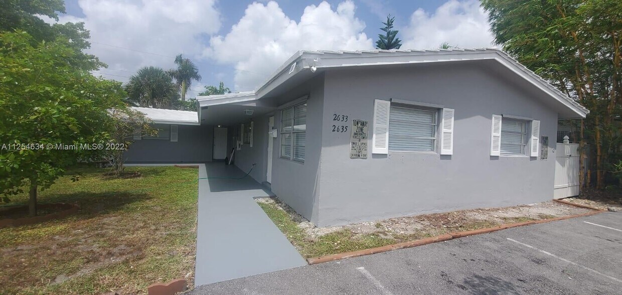 2635 NW 9th Ave Unit 12, Wilton Manors, FL 33311 Room for Rent in