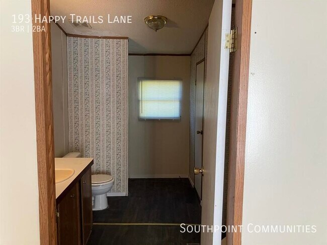 Foto del edificio - 193 Happy Trails Dr