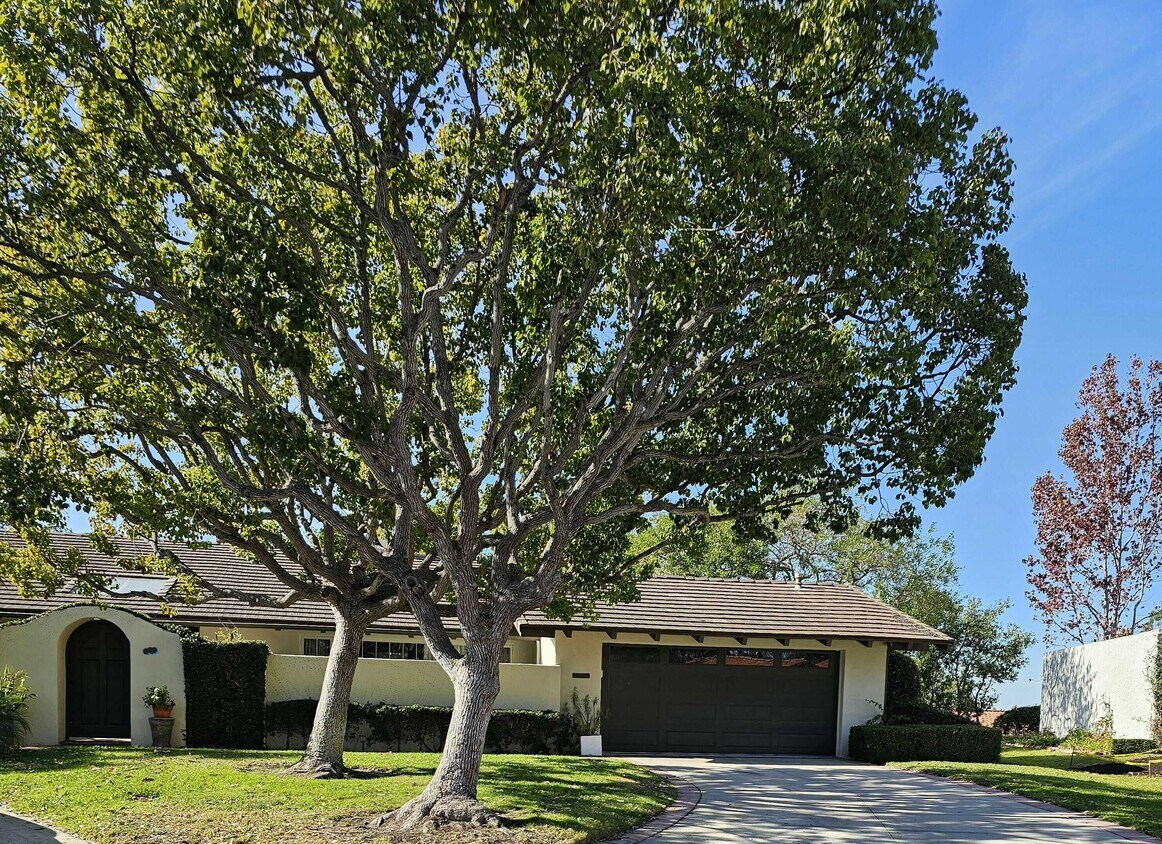 Photo - 301 Esplanade (Newport Beach, CA)